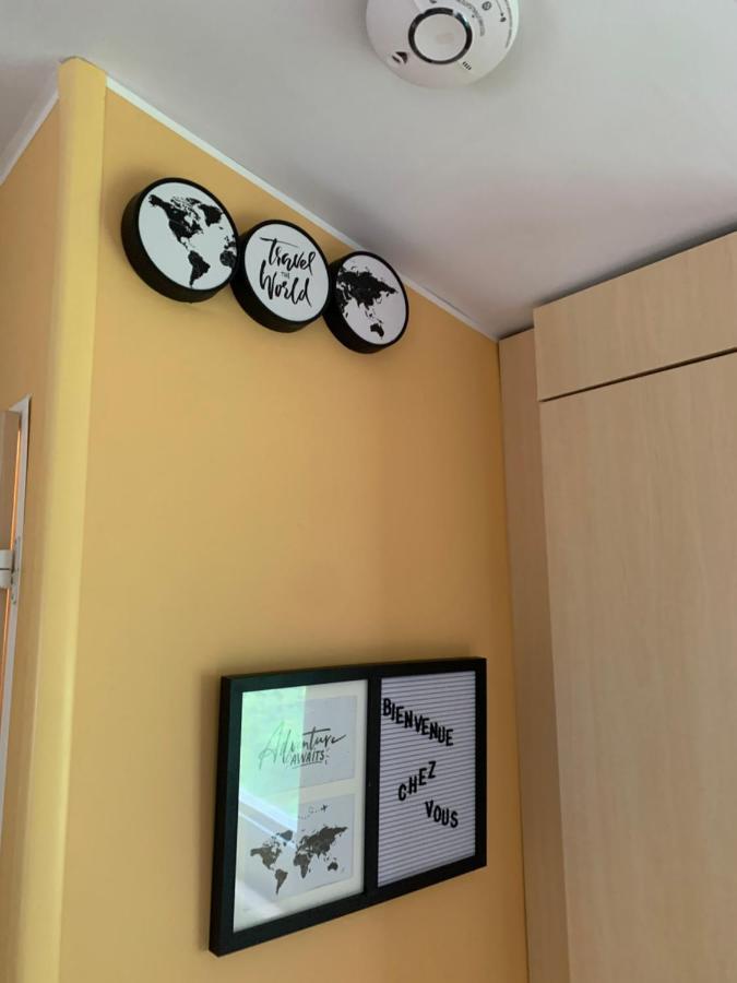 Les Mobil Homes D'Oliver Rob Saint-Cheron Luaran gambar